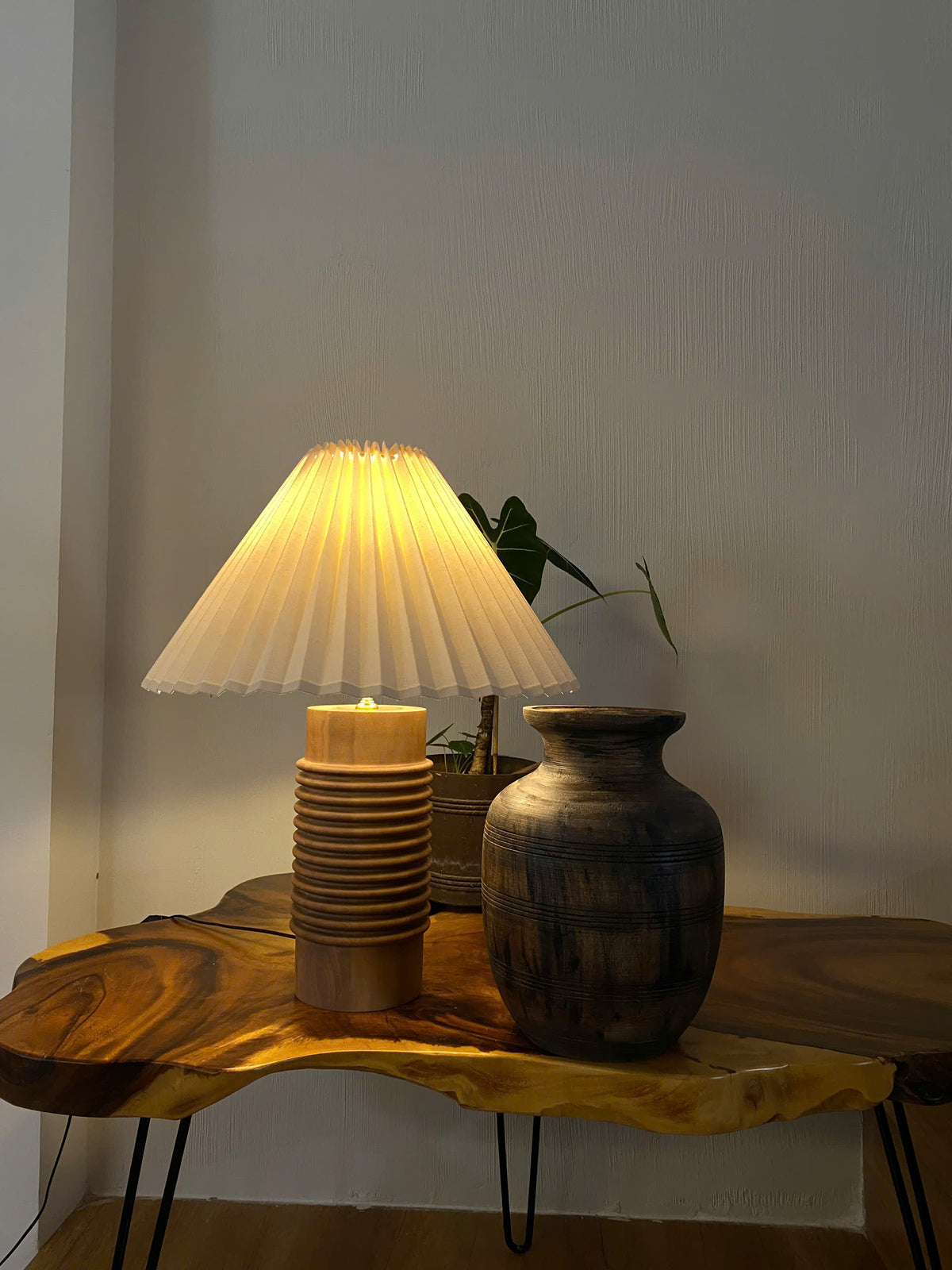 Bracken - Sculptural Wood Table Lamp