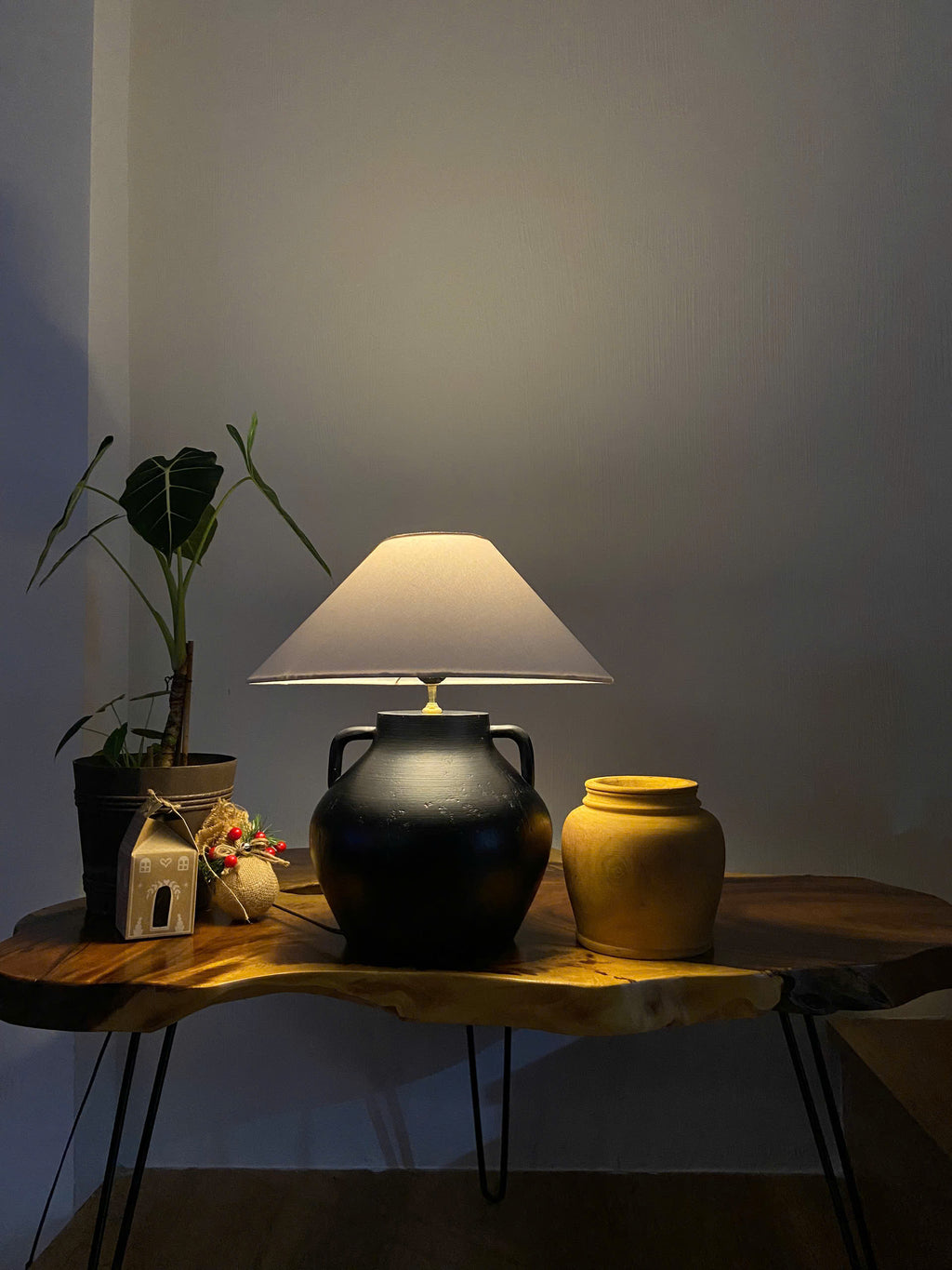 Amphora - Amphora Table Lamp